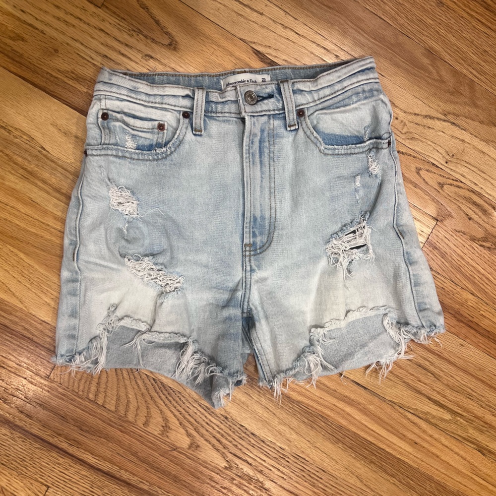 Abercrombie & Fitch 4” High Rise Jean Shorts